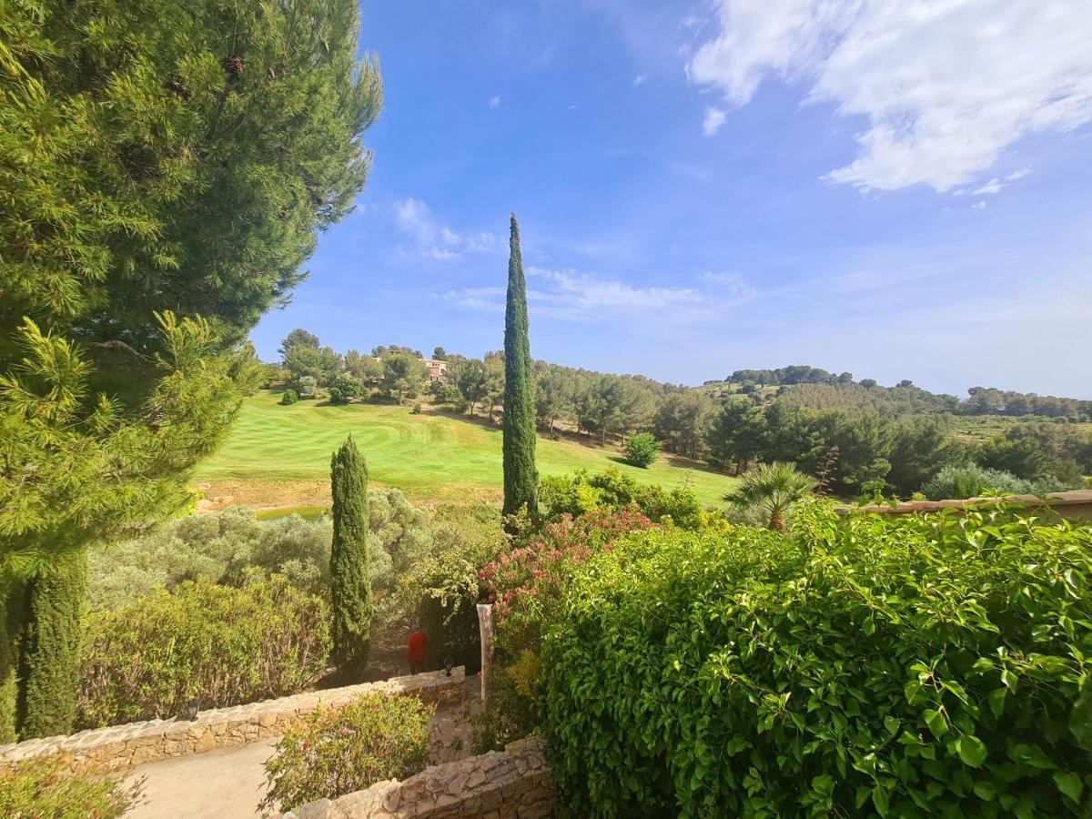 Superbe Villa-Domaine Avec Golf Piscine Et Tennis Saint-Cyr-sur-Mer Exterior photo